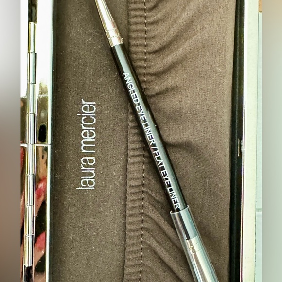 Bundle- Makeup Brushes & Eyebrow Pallet - Picture 2 of 6